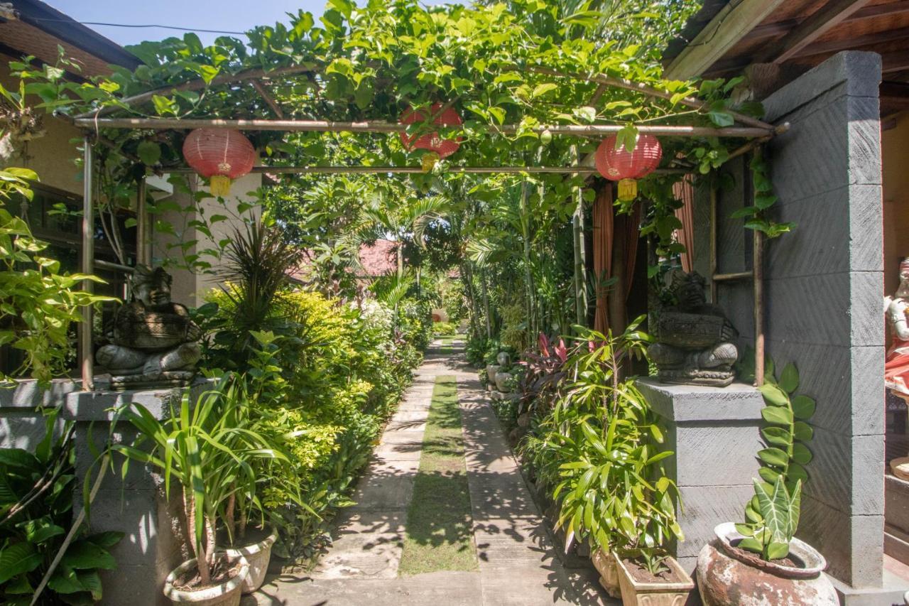 Giri Sari Guest House Pemuteran  Bagian luar foto