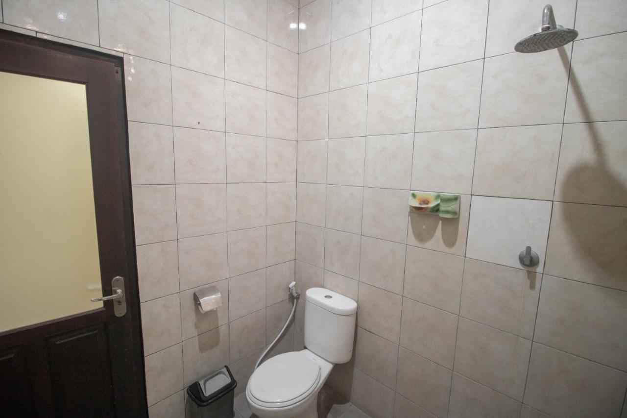 Giri Sari Guest House Pemuteran  Bagian luar foto