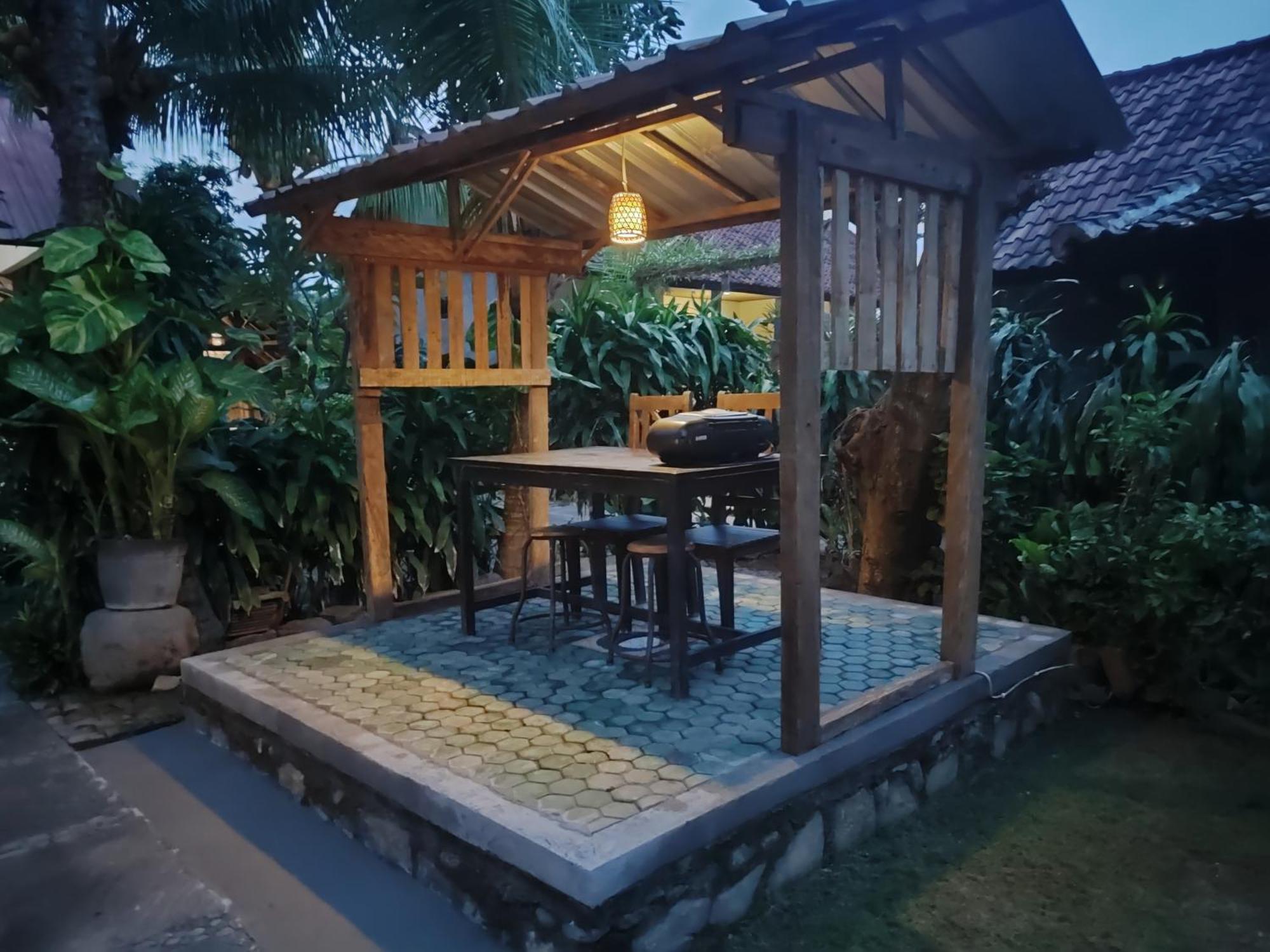 Giri Sari Guest House Pemuteran  Bagian luar foto